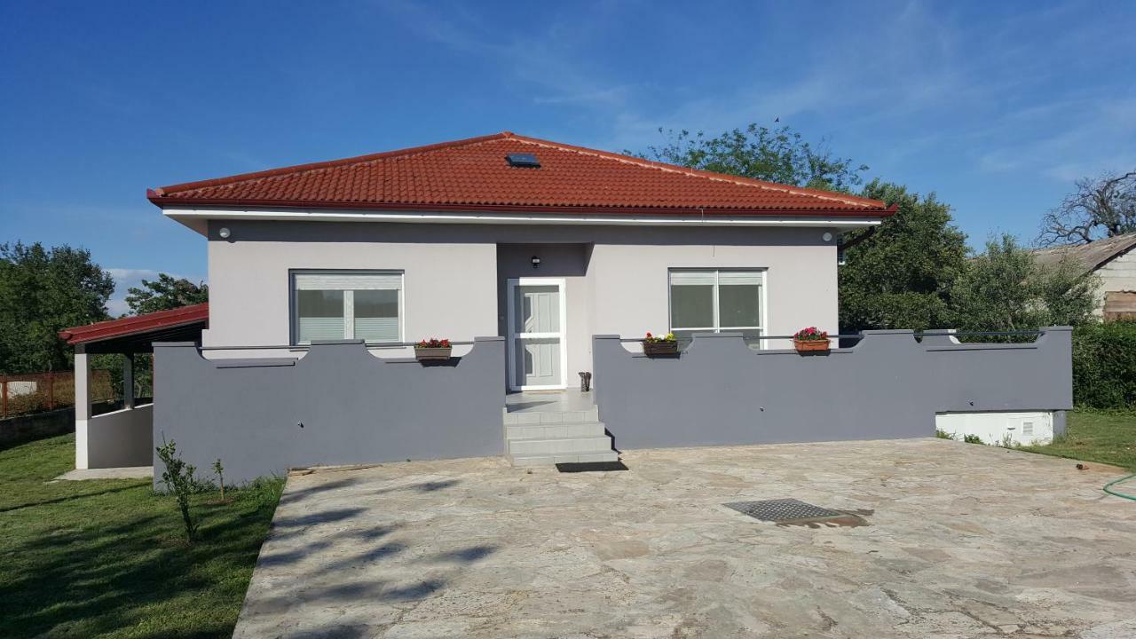 Ankin Dvor Villa Galovac  Luaran gambar