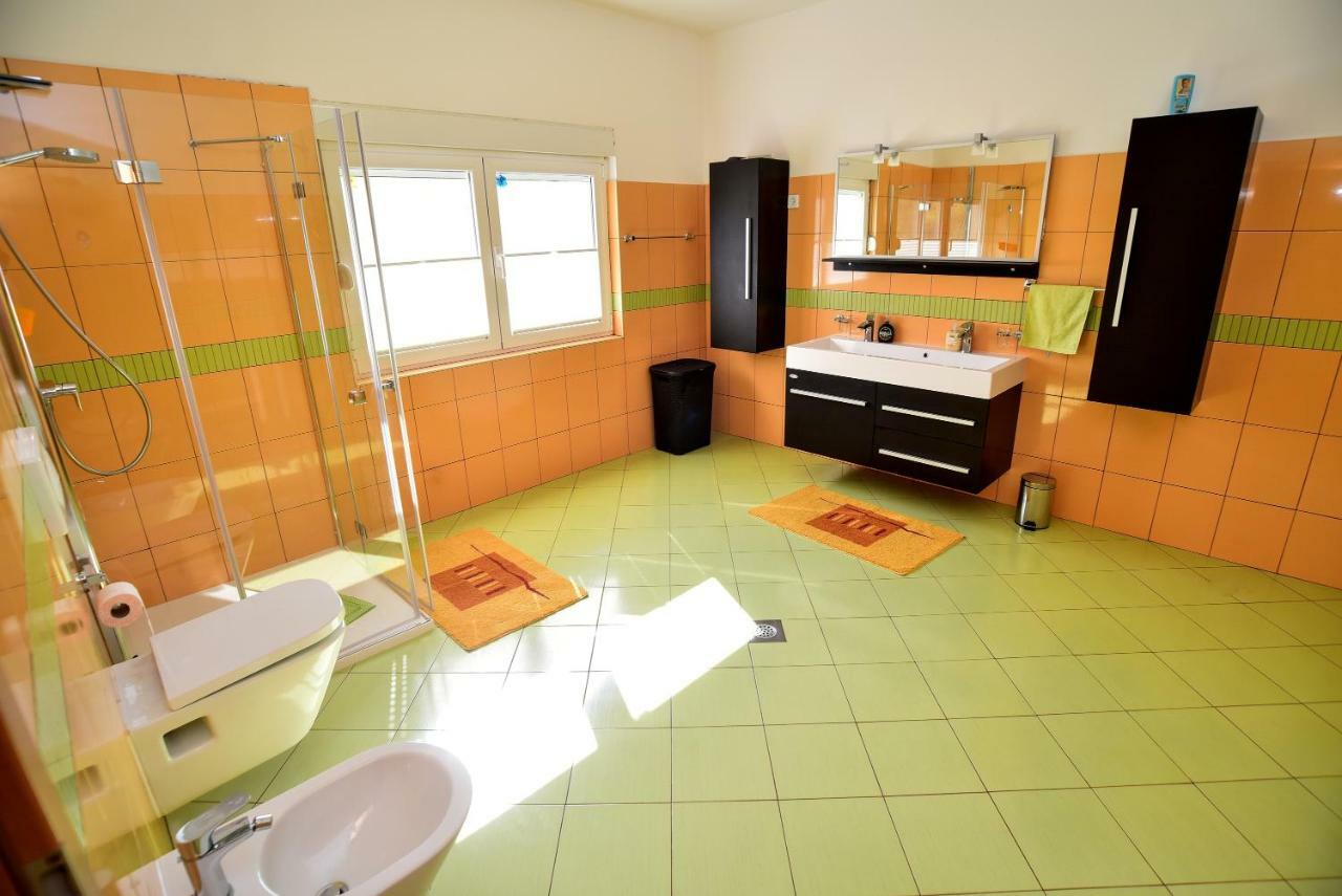 Ankin Dvor Villa Galovac  Luaran gambar