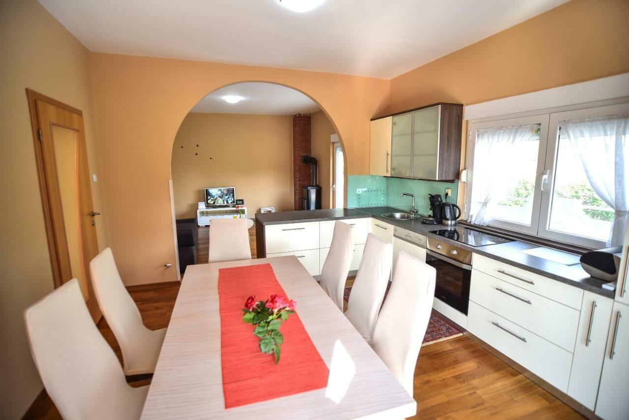 Ankin Dvor Villa Galovac  Luaran gambar